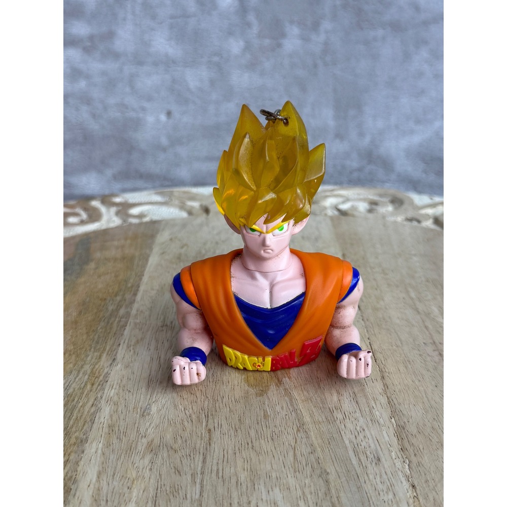 Vintage 1999 Dragon Ball Z Super Saiyan‎ Goku Keychain Figure FUNimation 3 Inch